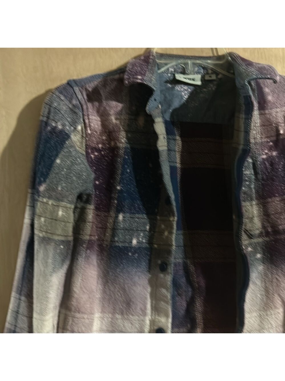 Vans Women’s Flannel Shirt - Picture 2 of 6